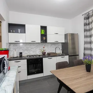 Toni Apartamento